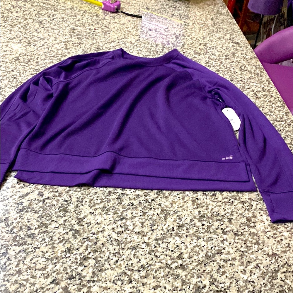 Sweat shirt long sleeve new never worn